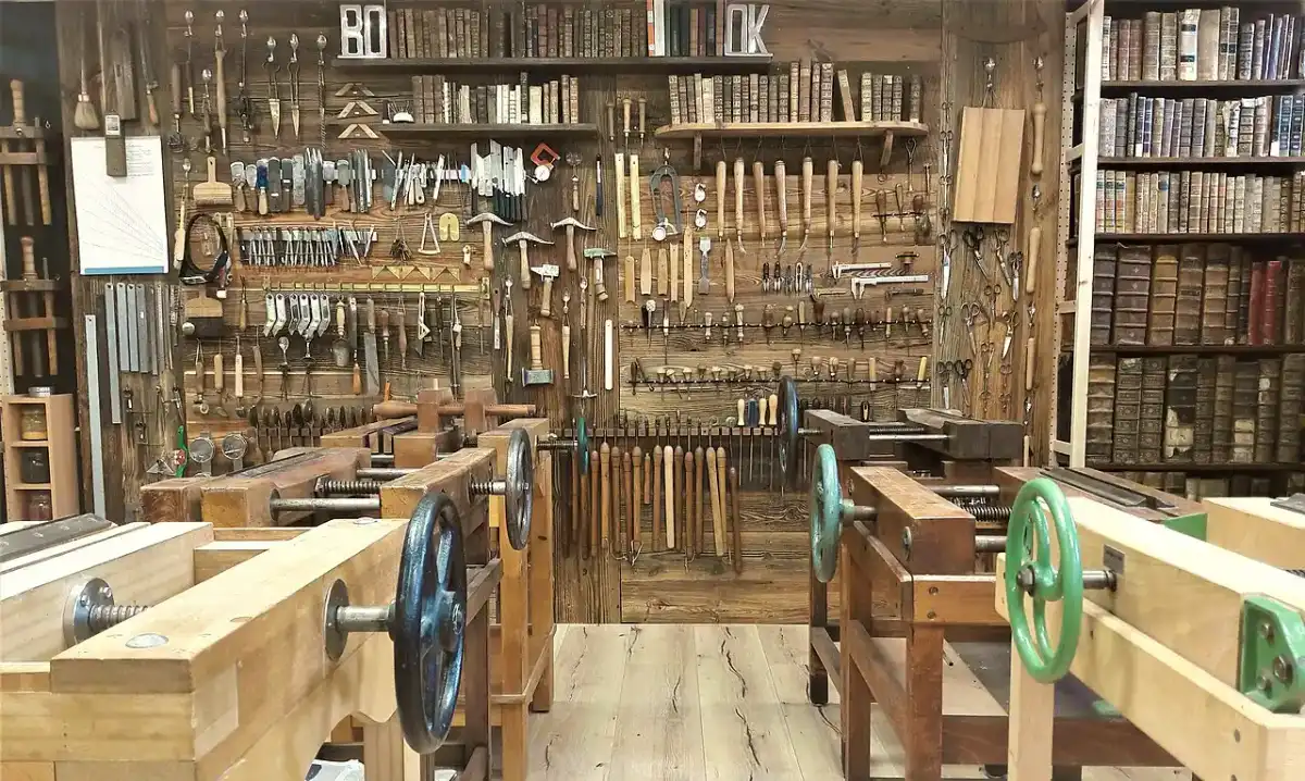 Wand met boekbind-gereedschap (CFRPE)